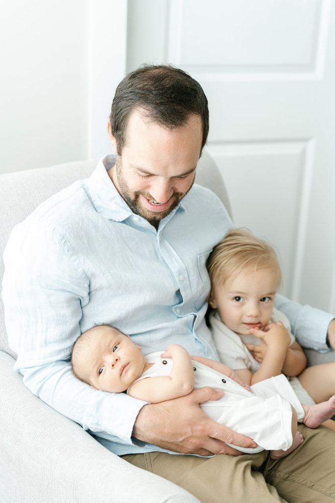 newborn-family-photography-in-asheville-home